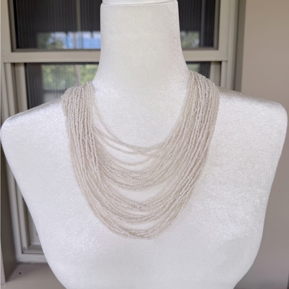 Elegant, Ivory, Beaded Necklace! - Picture 7 of 7